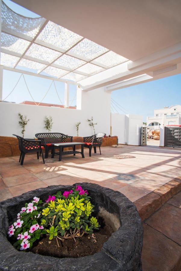 דירות Kamári La Belle Vie - Santorini - Adults Only מראה חיצוני תמונה