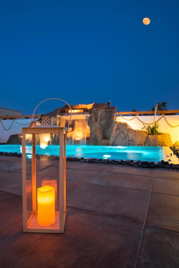 דירות Kamári La Belle Vie - Santorini - Adults Only מראה חיצוני תמונה